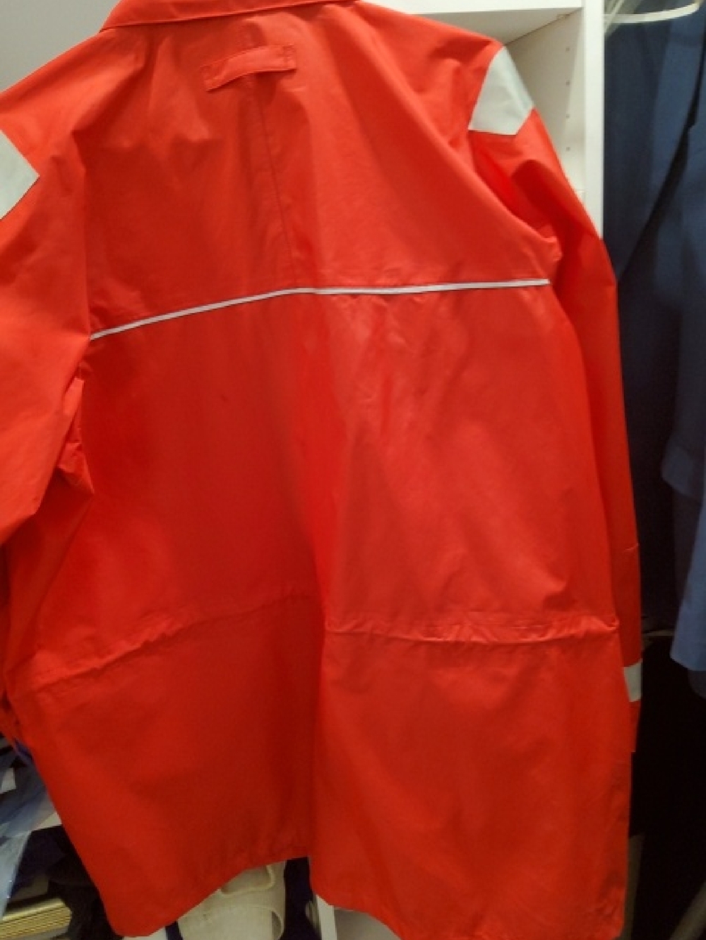 Patagonia Bright Red Lightweight Sailing Foul Weather Jacket Size L - Picture 6 of 14